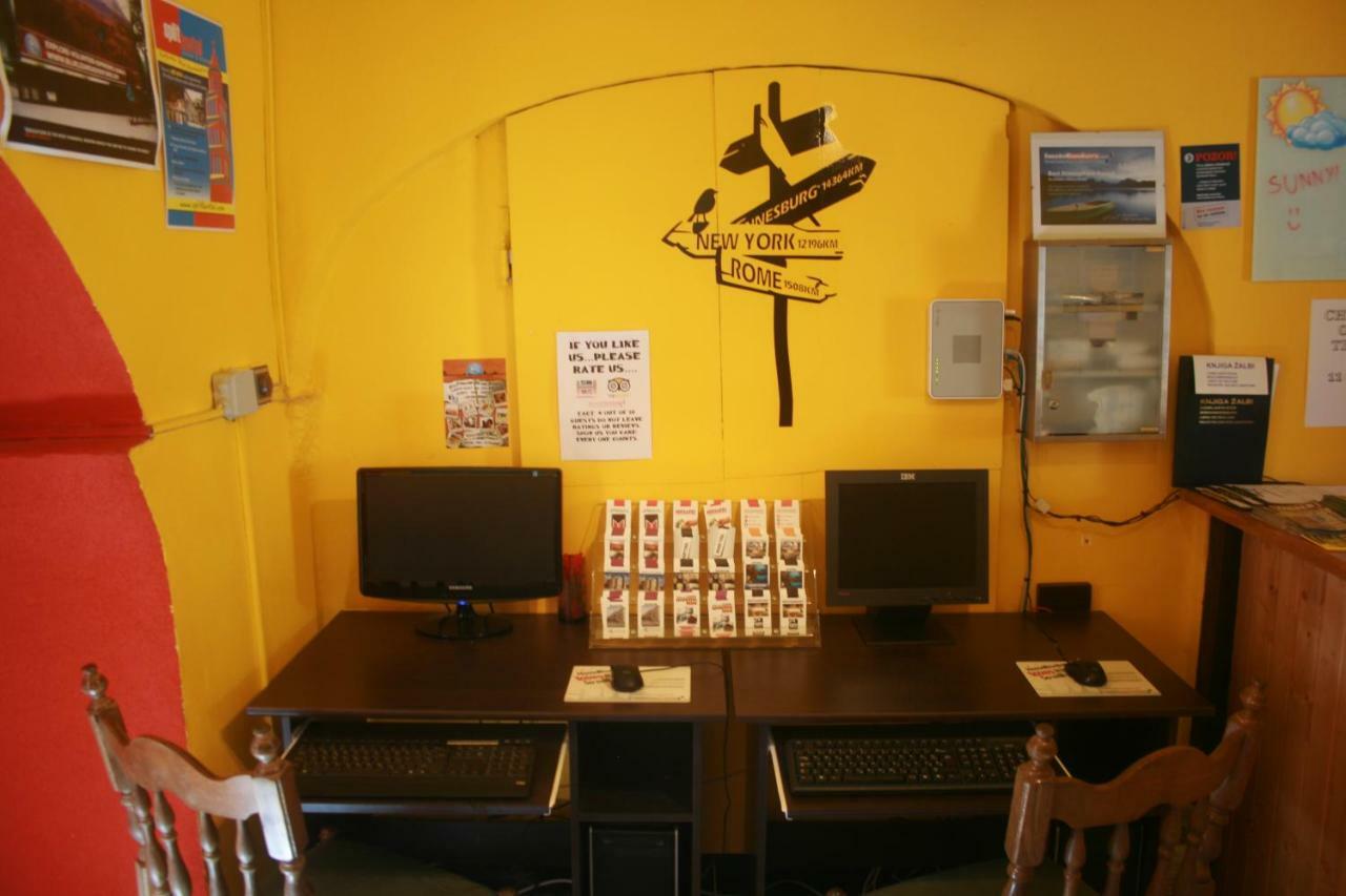 The Mellow Monkey Hostel Zadar Exterior photo